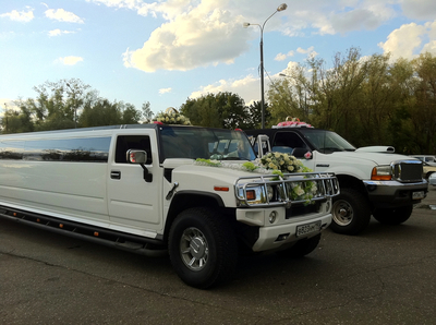 曬曬我在俄羅斯、烏克蘭拍到的拉風汽車
